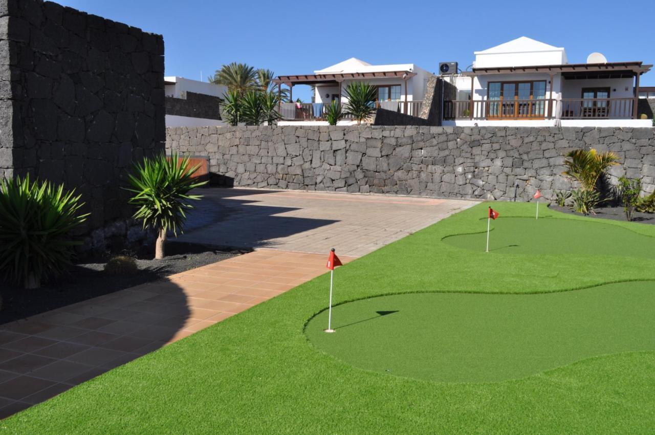 Villa Esmeralda Playa Blanca  Exterior photo